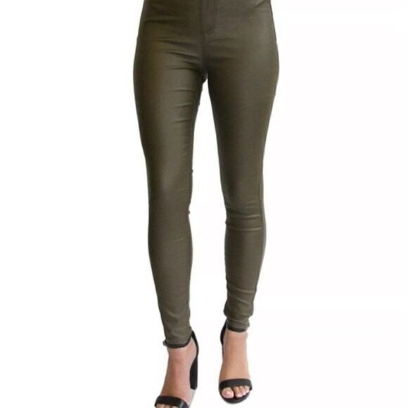 Almost Famous High Rise Skinny Leg Junior's Coated Finish olive Jeans size 3 NWT - Picture 5 of 7